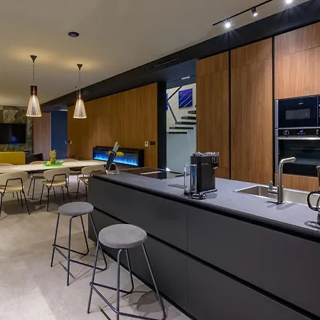 She Luxury Вилла
