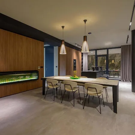 She Luxury * Boskari