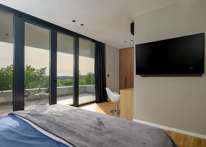 She Luxury * Boskari