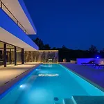 She Luxury Boskari