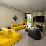 She Luxury Вилла *