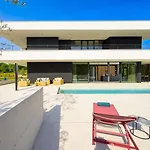 Вилла She Luxury *