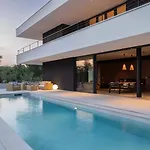 Вилла She Luxury