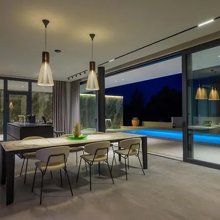 She Luxury Boškari