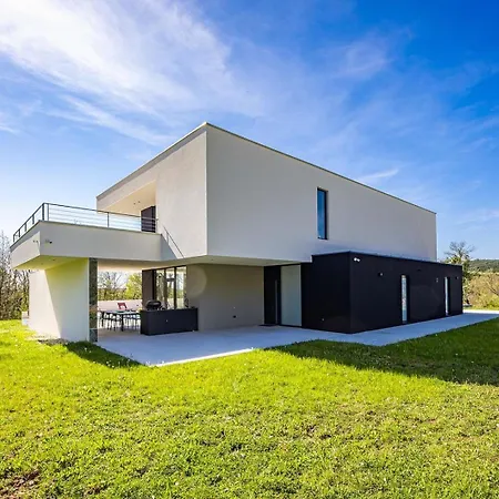 Vila She Luxury Boskari