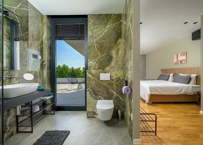 She Luxury Villa Boskari